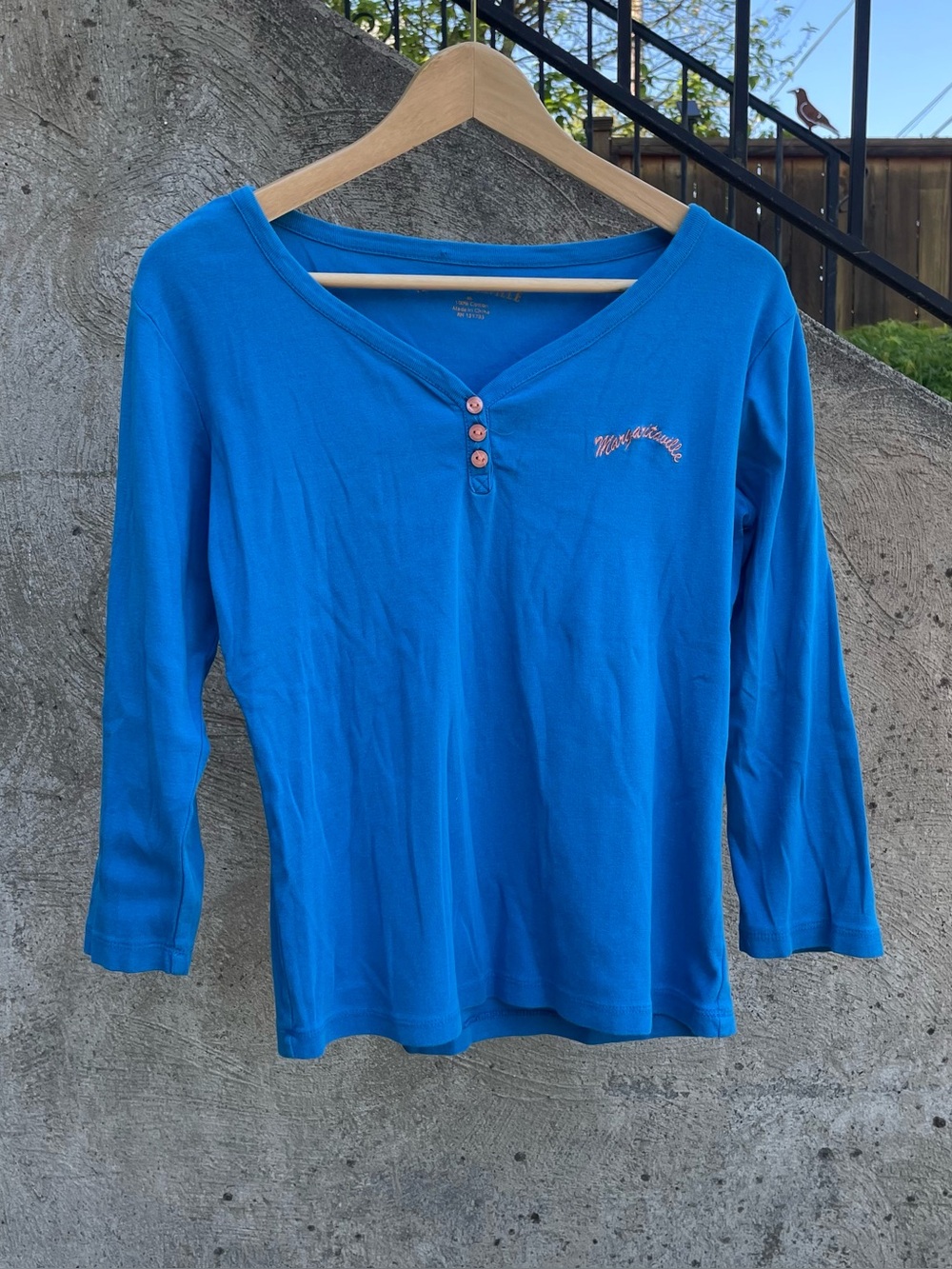 Blue y2k Margaritaville t shirt size medium